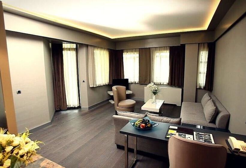 اتاق خانوادگی, Kervansaray Thermal Convention Center & Spa