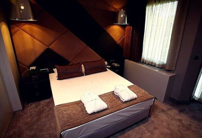 اتاق خانوادگی, Kervansaray Thermal Convention Center & Spa