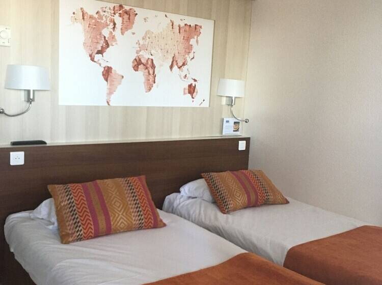 חדר סטנדרט, Kyriad Montpellier Nord Parc Euromédecine