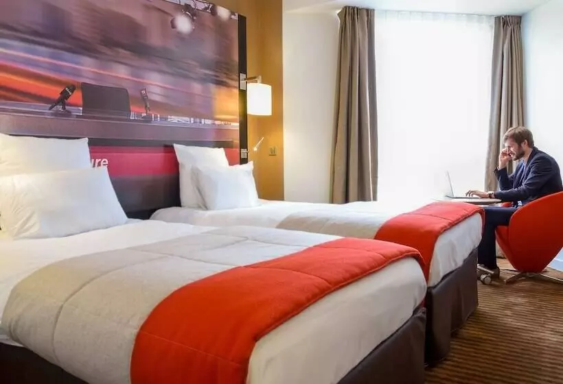 Chambre Classique, Mercure Paris Boulogne