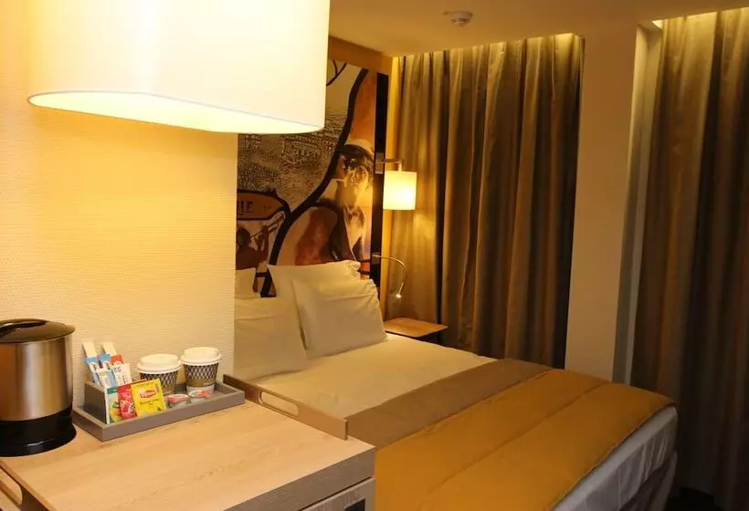 プレステージルーム, Mercure Paris Pigalle Sacre Coeur