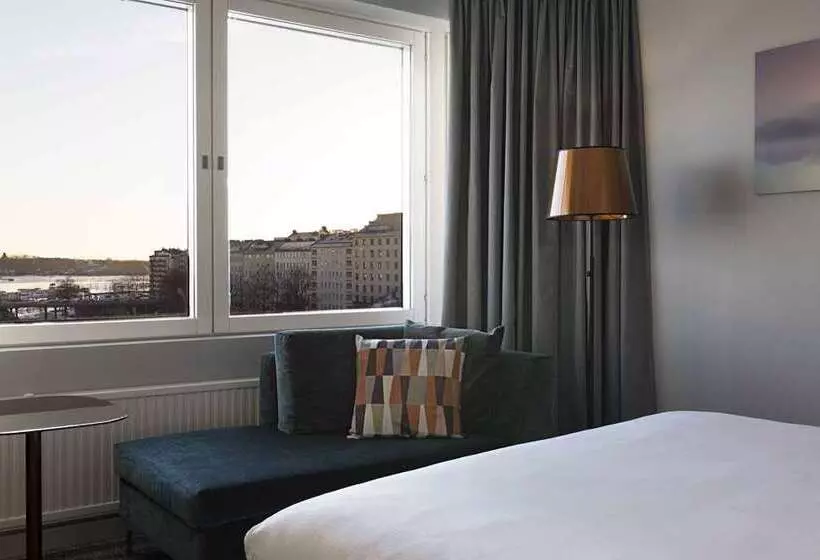 اتاق اجرایی با تخت بزرگ, Mersin Hiltonsa