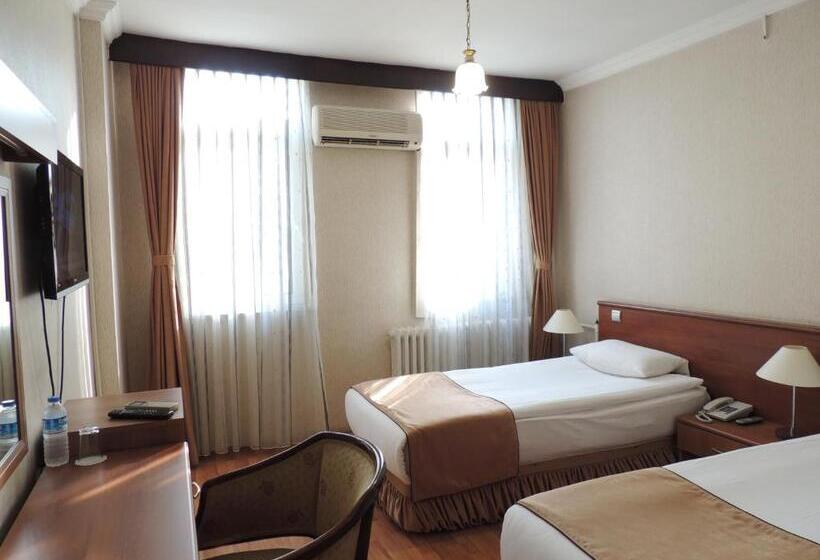 标准间, Saban Acikgoz