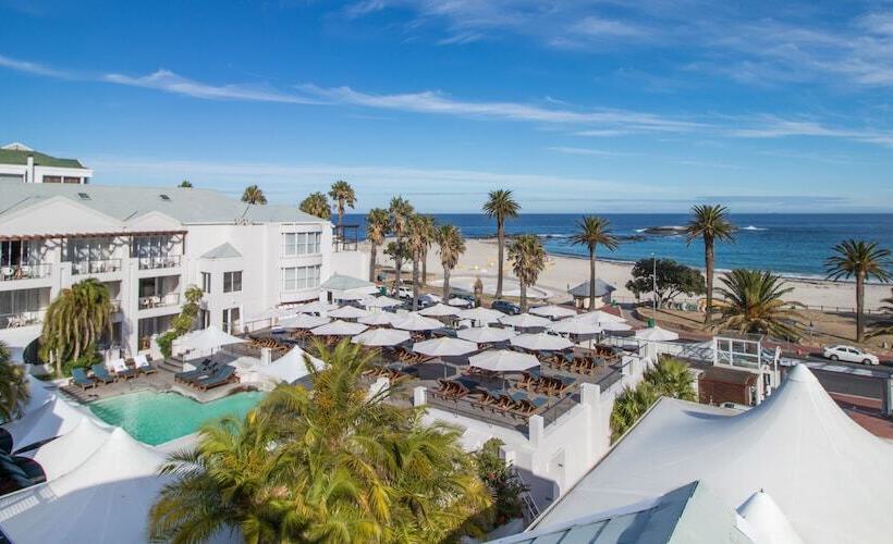 جناح مطلّ علي البحر, The Bay