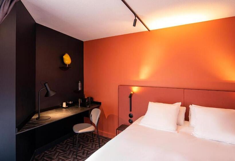 Comfort room with city view, Tribe Carcassonne