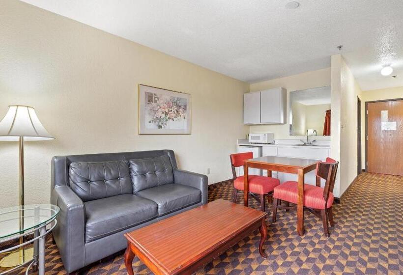 キングサイズベッドのスタンダードルーム, Geneva Motel Inn