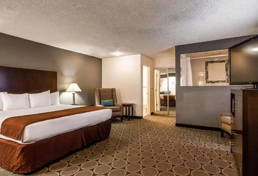 キングサイズベッドのスイートルーム, Best Western Pahrump Oasis