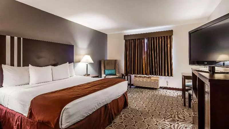 キングサイズベッドのスタンダードルーム, Best Western Pahrump Oasis
