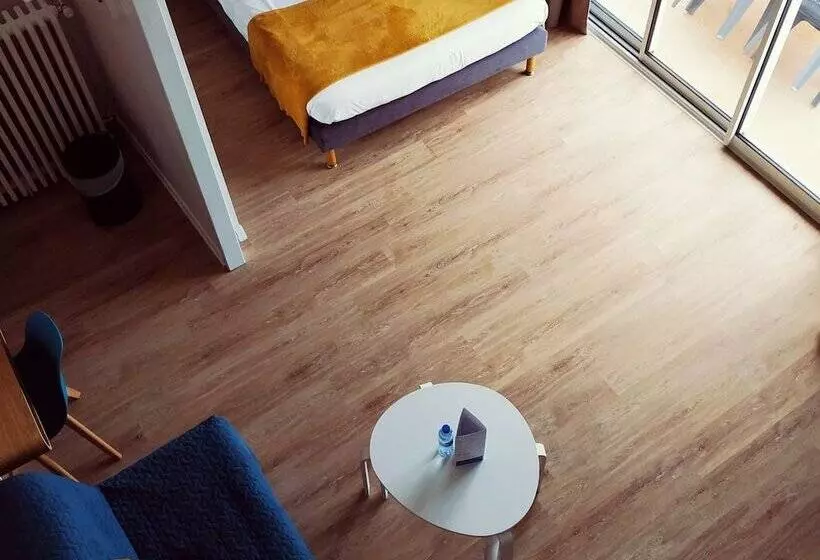 Camera Duplex, Brit Hotel Hermitage
