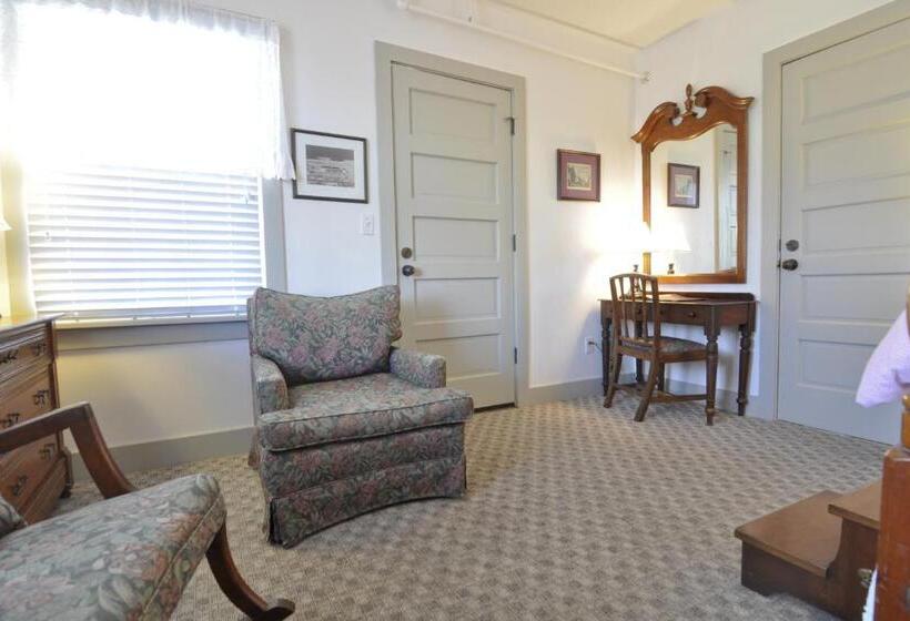 スタンダードルーム, The First Colony Inn