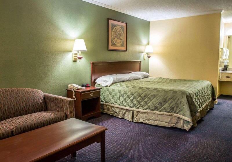Стандартный Номер Кровать Кинг, Rodeway Inn & Suites Plymouth Hwy 64