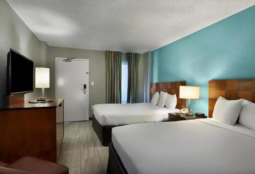 スイート, Crown Reef Beach Resort And Waterpark