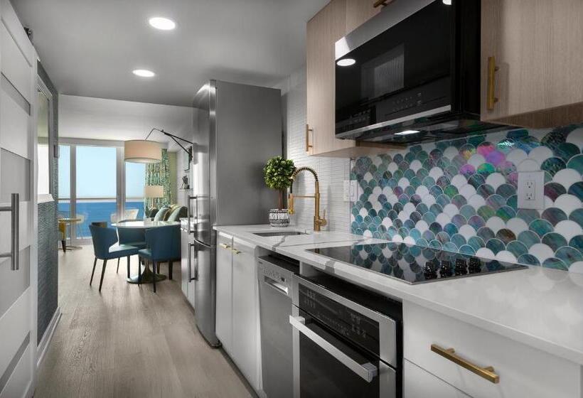 سوئیت 2 خوابه, Crown Reef Beach Resort And Waterpark