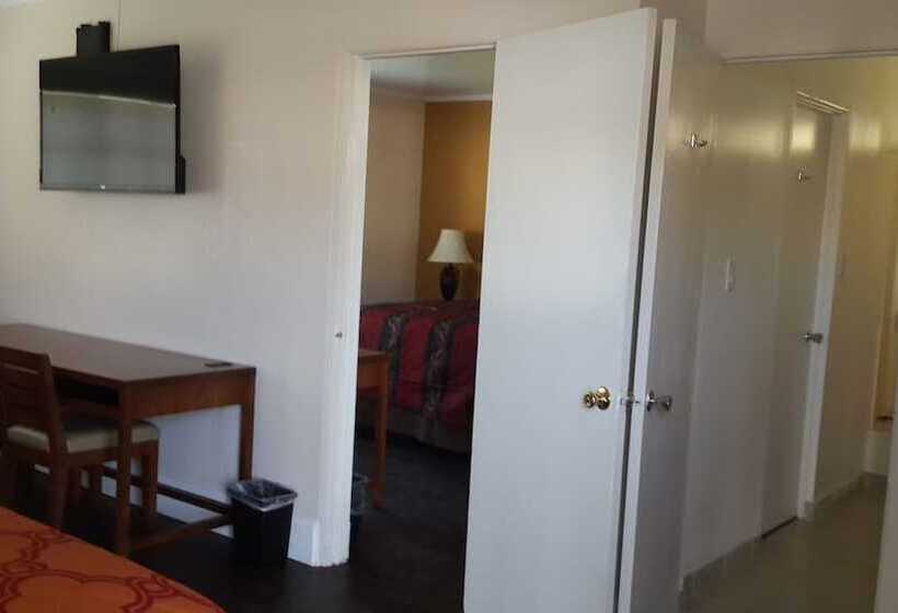 패밀리 스위트, American Regency Inn