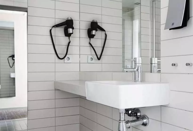 Chambre Familiale, Comfort Hotel Malmö