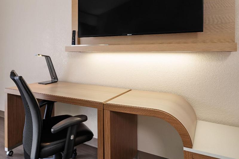 이그제큐티브 룸 킹사이즈 침대, Courtyard By Marriott San Diego Del Mar/solana Beach