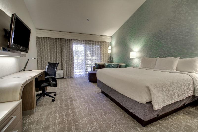 스탠다드 룸 킹사이즈 침대, Courtyard By Marriott San Diego Del Mar/solana Beach