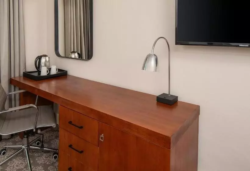 ２ダブルベッドのスタンダードルーム, Holiday Inn   Johannesburg Sunnyside Park, An Ihg