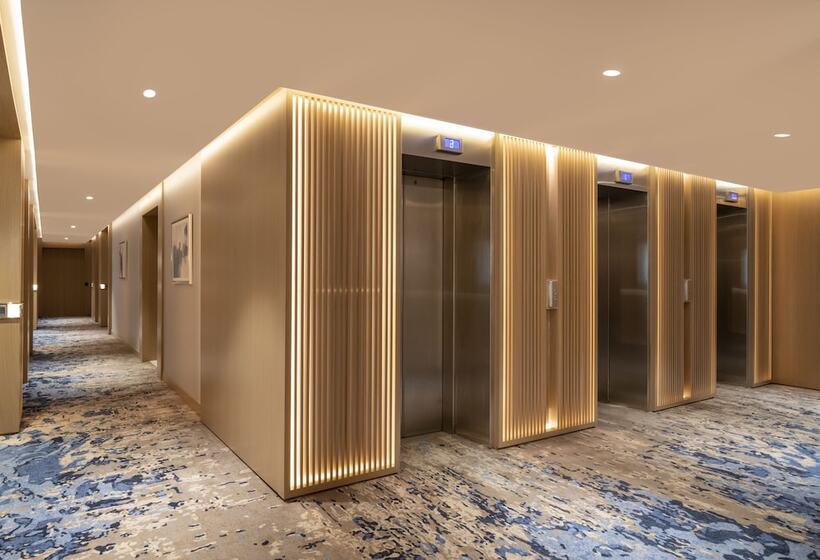 景色の見えるデラックスルーム, Mövenpick Hotel Istanbul Bosphorus