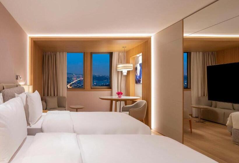 景色の見えるデラックスルーム, Mövenpick Hotel Istanbul Bosphorus