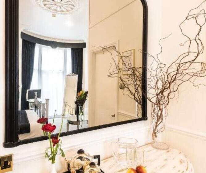 豪华房间, Paskins Town House