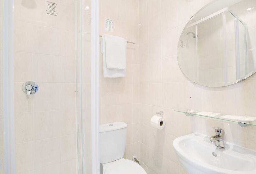 Номер Стандарт Трехместный, Queens Park