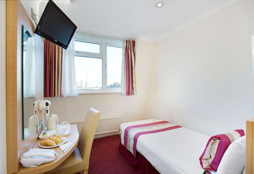 Номер Стандарт Индивидуальный, Queens Park