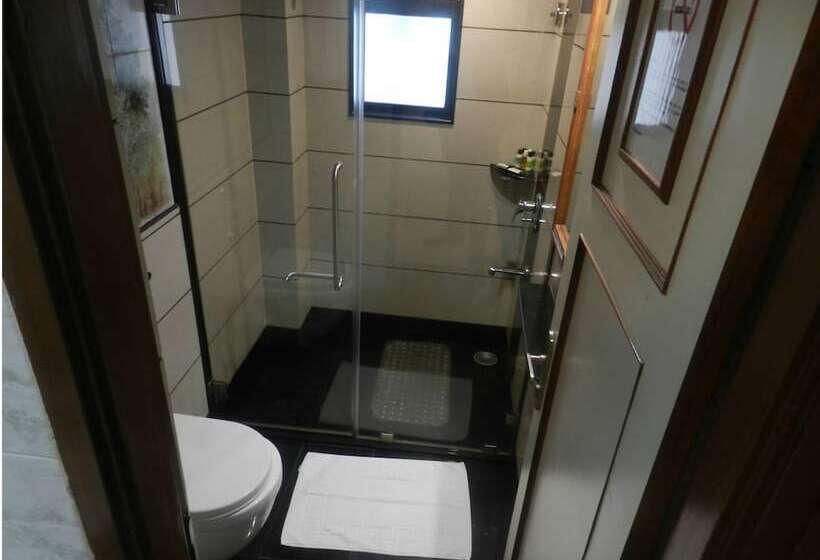 חדר דלוקס, Regenta Place The Emerald