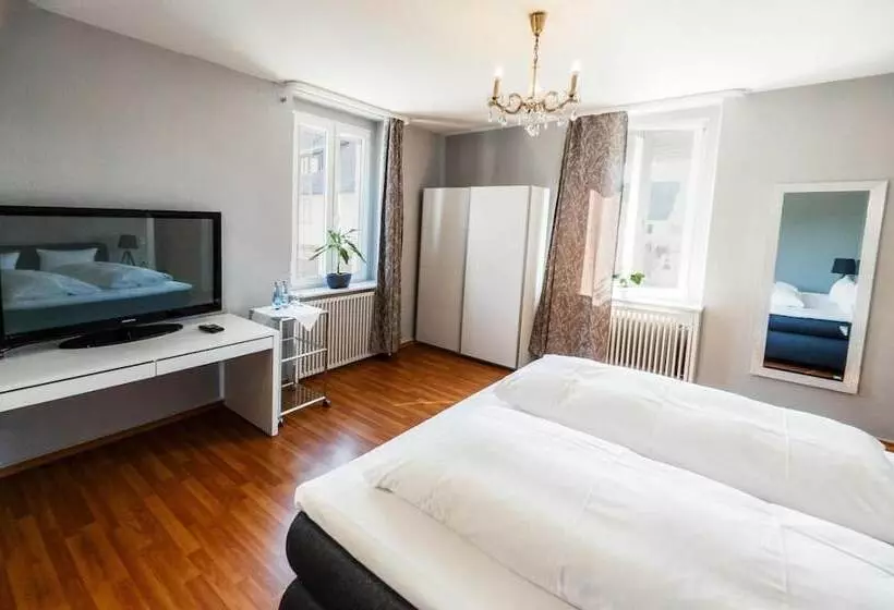 Standard Kolmen Hengen Huone, Hotel & Restaurant Tanne