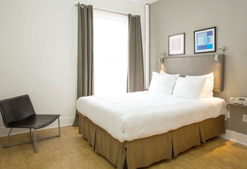 Номер Deluxe, Herbert