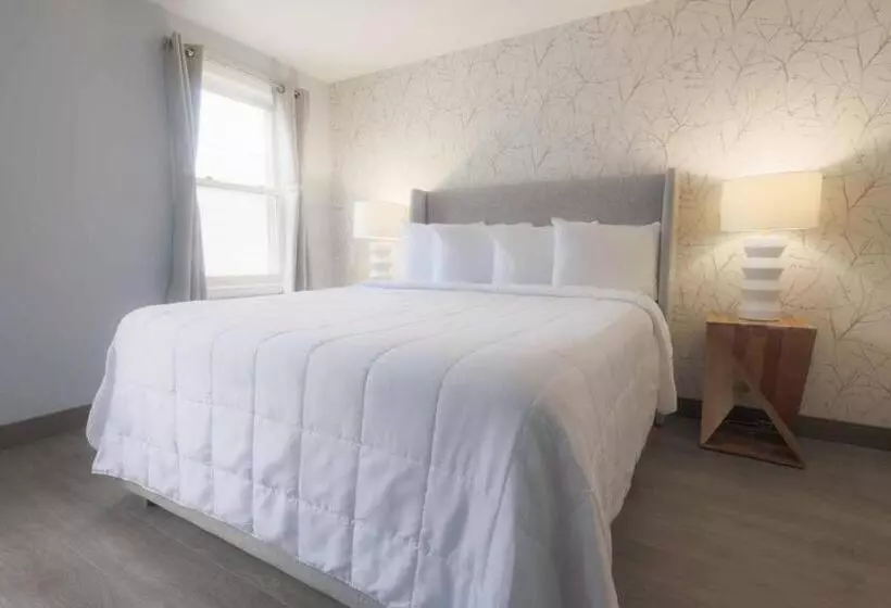 身障者適用スタンダードルーム, Westborough Inn
