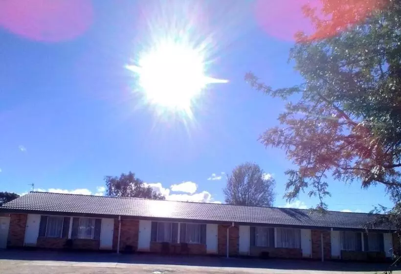 اتاق استاندارد, Allonville Gardens Motel