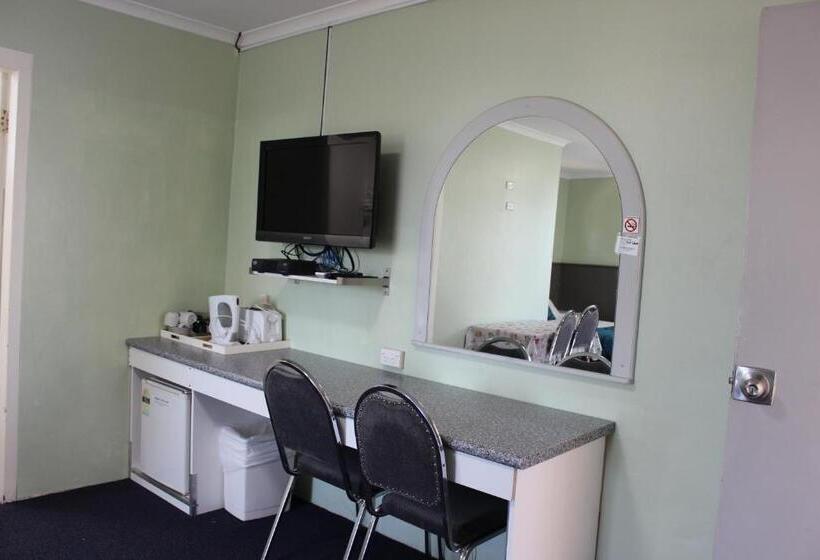 חדר משפחתי, High Mountains Motor Inn