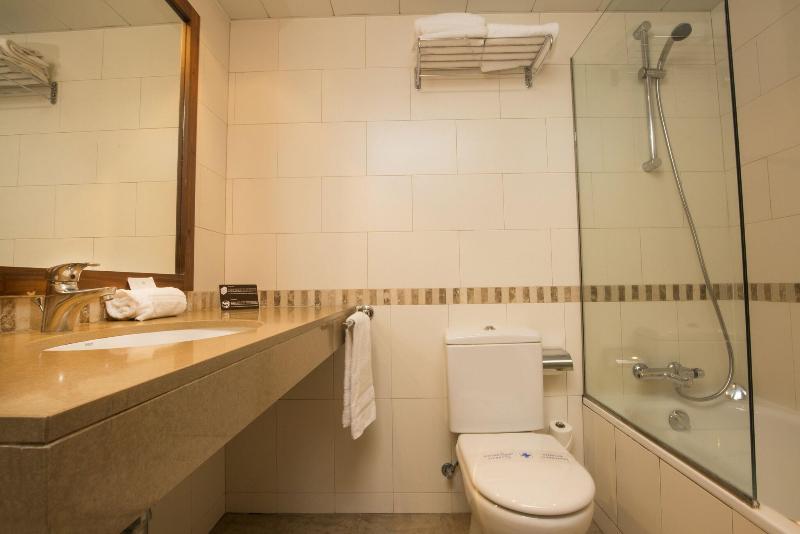 Habitación Triple Estándar, Magic Pas by Nexta