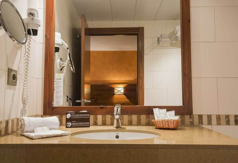 Habitación Cuádruple Estándar, Magic Pas by Nexta