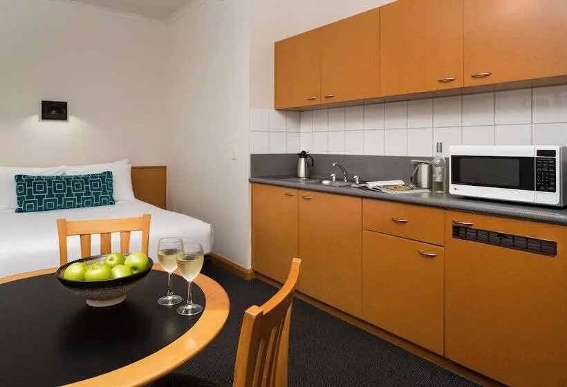 스탠다드 스튜디오, Rydges Darwin Central