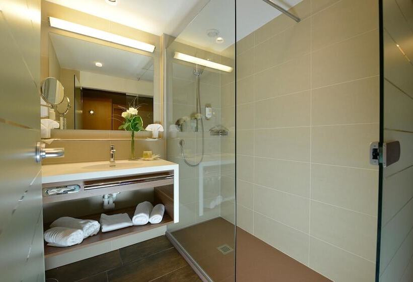 Номер Superior, Vier Jahreszeiten