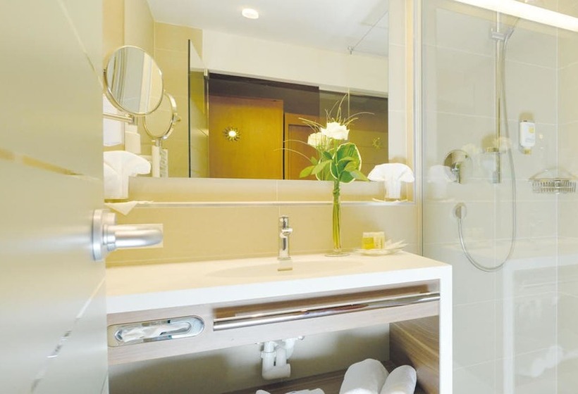 Классический Номер, Vier Jahreszeiten