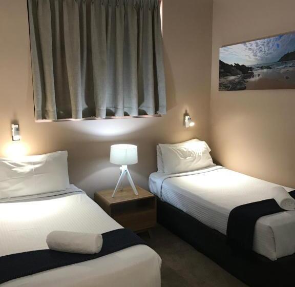 带2个卧室的套房, Ocean Breeze Motel