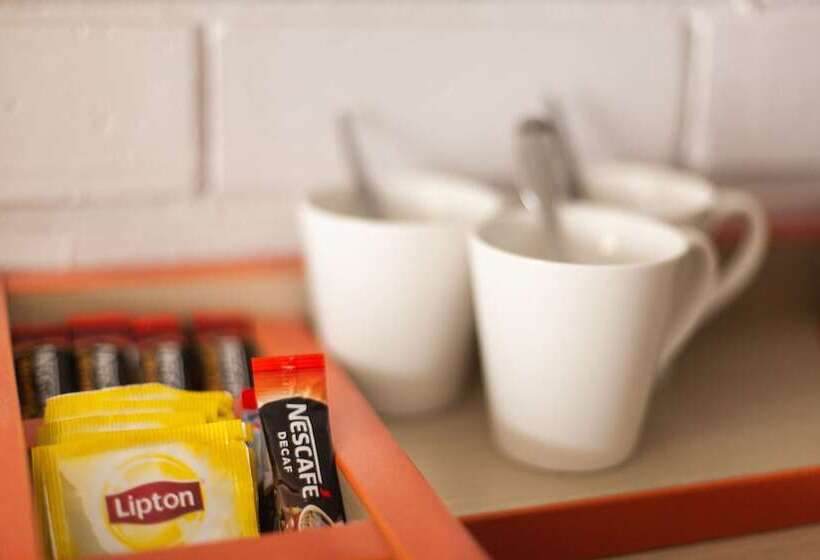 إستوديو قياسى, Nightcap At Archer