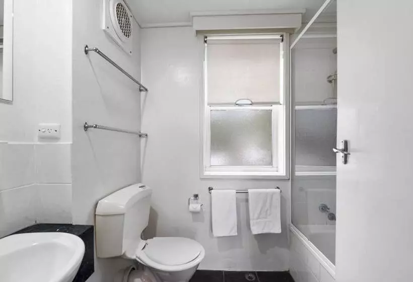 اتاق خانوادگی, Coach House Launceston