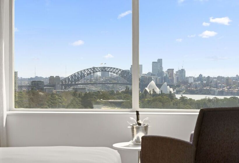 سوییت, Holiday Inn Sydney Potts Point