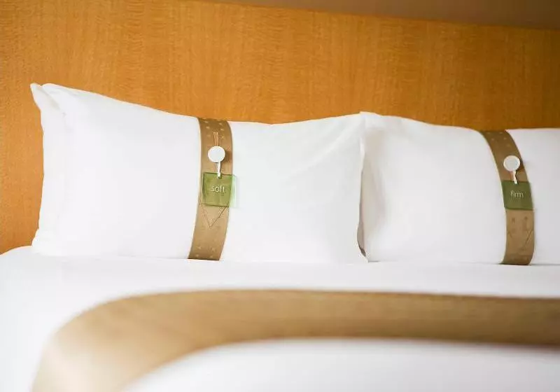 اتاق استاندارد, Holiday Inn Sydney Potts Point