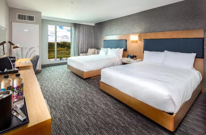 اتاق لوکس, Holiday Inn Sydney Potts Point