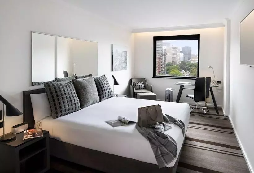 اتاق سوپریور با چشم‌انداز شهر, Mercure Sydney