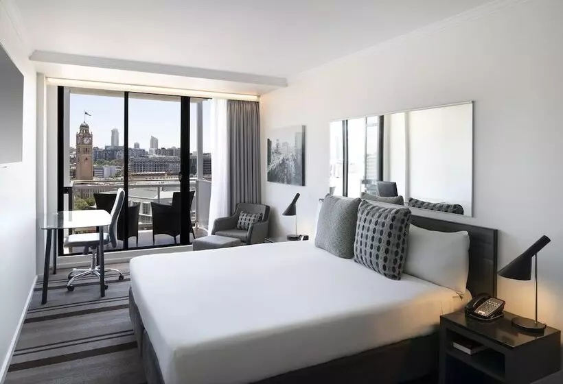 Standard Room Double Bed City View, Mercure Sydney