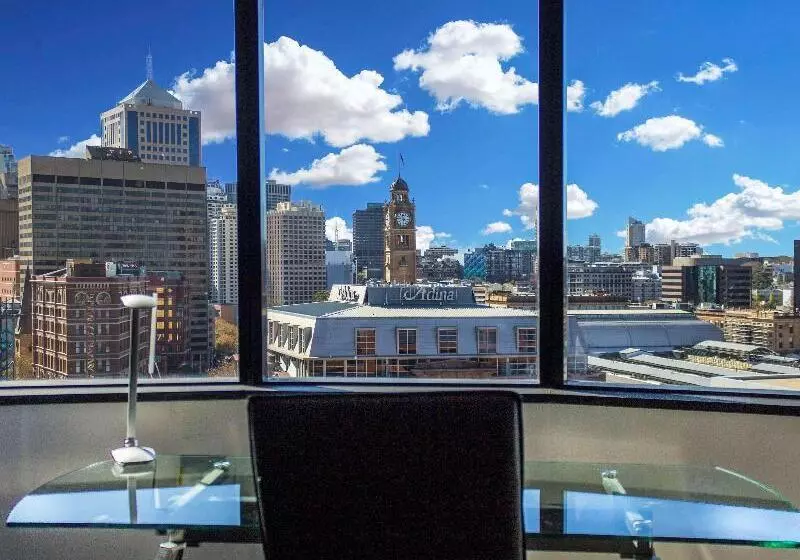 اتاق دلوکس با تخت کینگ و چشم‌انداز شهر, Mercure Sydney