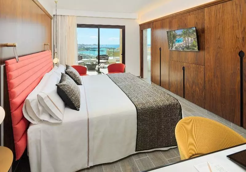 اتاق استاندارد با چشم‌انداز شهر, Mercure Sydney