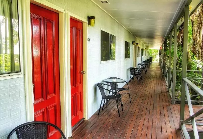 스탠다드 스튜디오, Knotts Crossing Resort