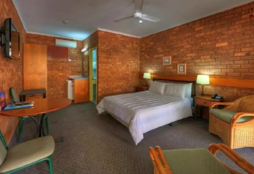 디럭스 룸, Knotts Crossing Resort